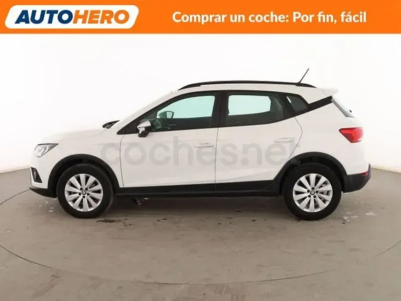 Usado Seat Arona Style 95 CV (69 kW) 2019 Blanco SUV