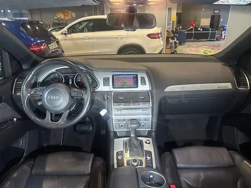 Begagnad Audi Q7 Attraction 245 HK (180 kW) 2014 Grå SUV