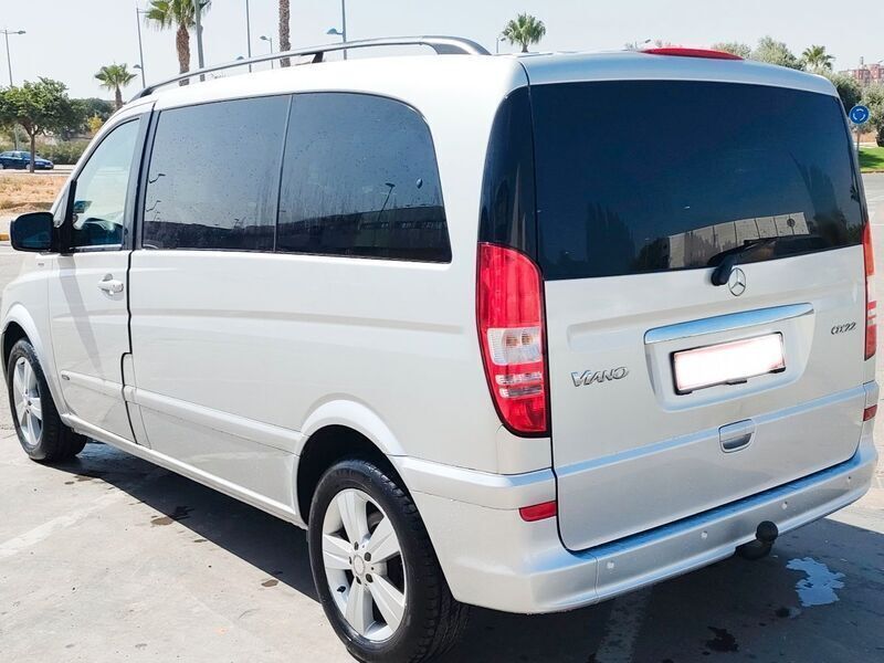 Usado Mercedes Viano 163 CV (119 kW) 2012 Gris Monovolumen