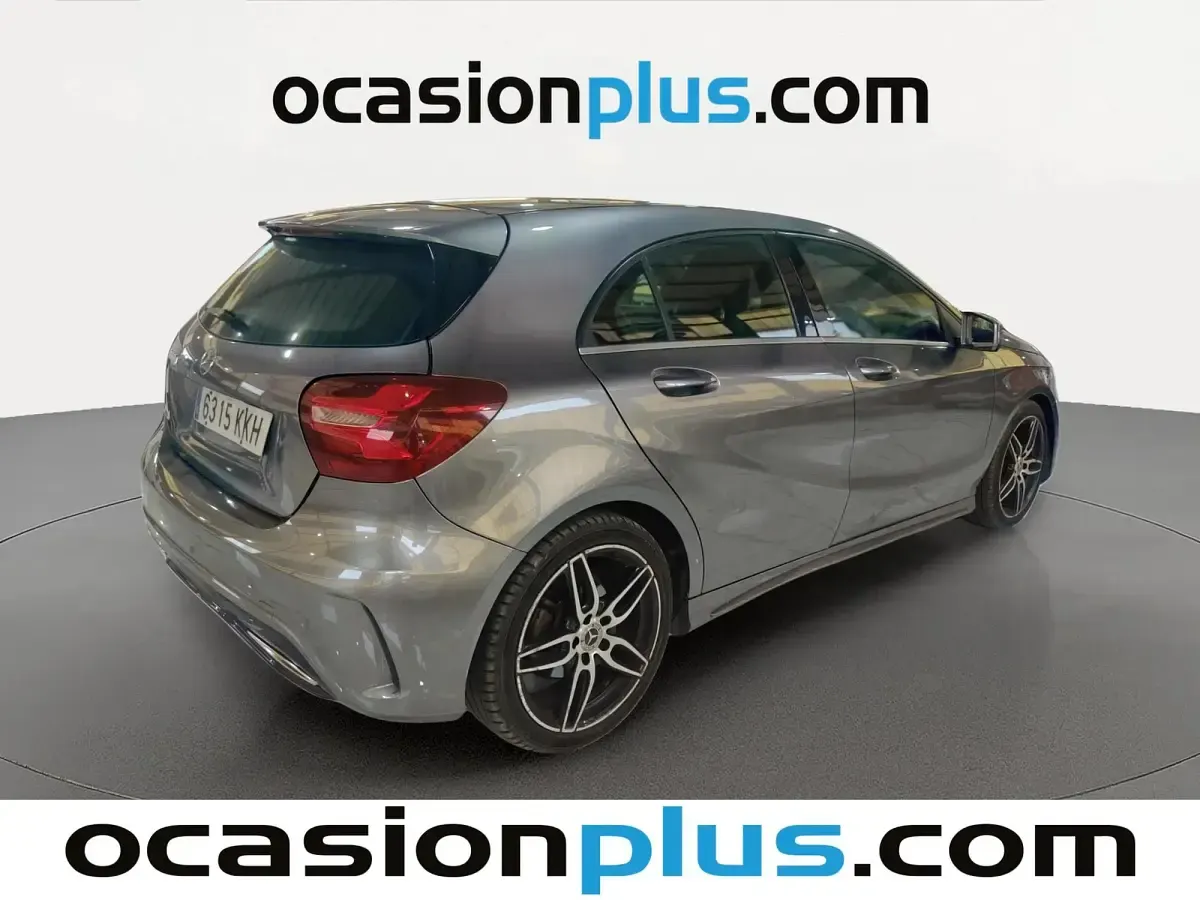 Usado Mercedes A200 AMG 136 CV (100 kW) 2018 Gris Utilitario