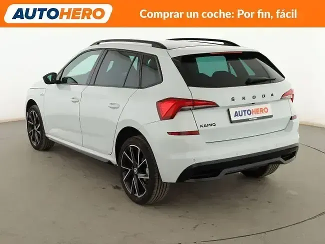 Usado Skoda Kamiq Monte Carlo 150 CV (110 kW) 2022 Blanco SUV