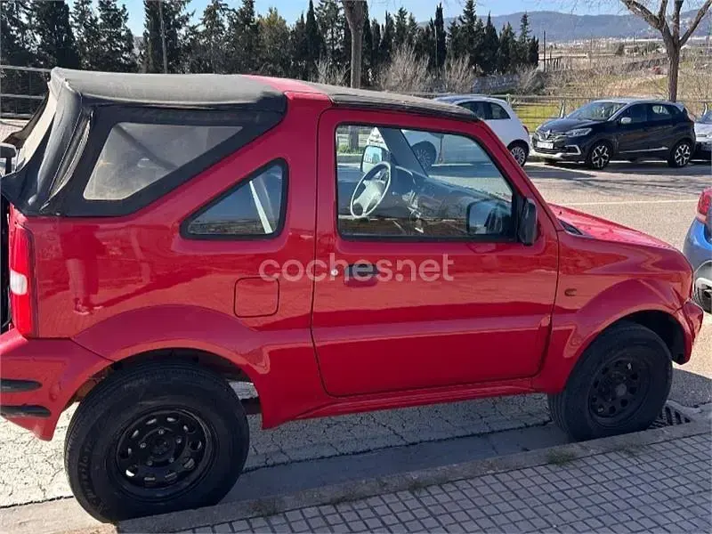 Usado Suzuki Jimny 80 CV (58 kW) 2003 Rojo SUV