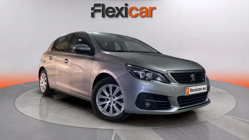 Usado Peugeot 308 Style 131 CV (96 kW) 2018 Gris Utilitario