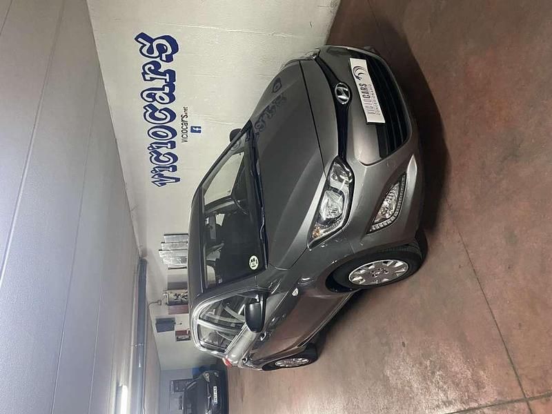 Gris Usado 2013 Hyundai i20 GO! Utilitario | 4999 € (Precio justo) - Imagen 1/4