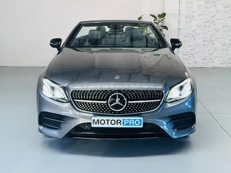 Usado Mercedes E400 340 CV (250 kW) 2018 Gris / plata Descapotable