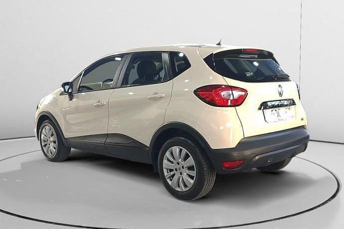Usado Renault Captur Intens 90 CV (66 kW) 2015 SUV