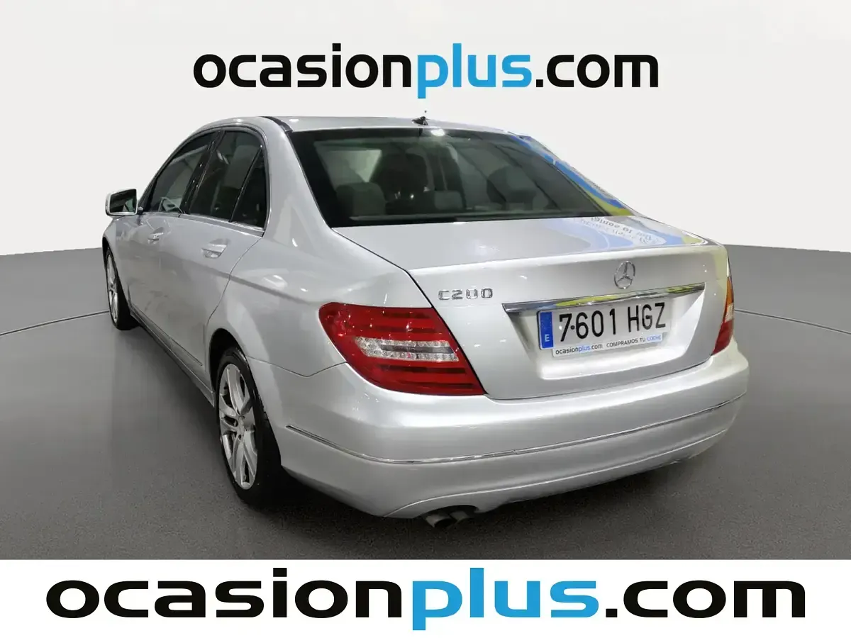Używany Mercedes C200 136 KM (100 kW) 2011 Szary Sedan/Limuzyna