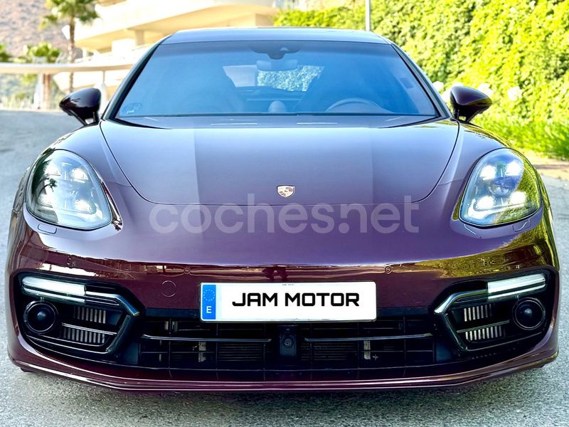 Granate Usado 2018 Porsche Panamera Turbo S Sport Turismo Berlina | 79.900 € - Imagen 1/4