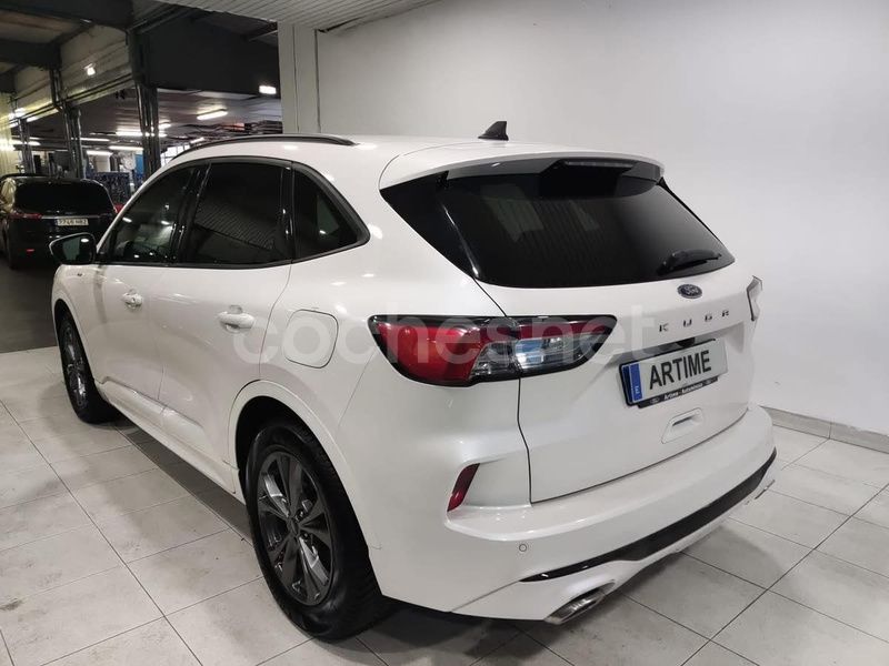 Usado Ford Kuga ST-Line 150 CV (110 kW) 2021 Blanco SUV