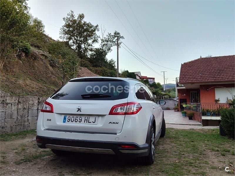 Usado Peugeot 508 RXH 200 CV (147 kW) 2012 Blanco Familiar