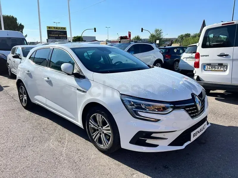 Usado Renault Mégane II Techno 115 CV (84 kW) 2022 Blanco Berlina