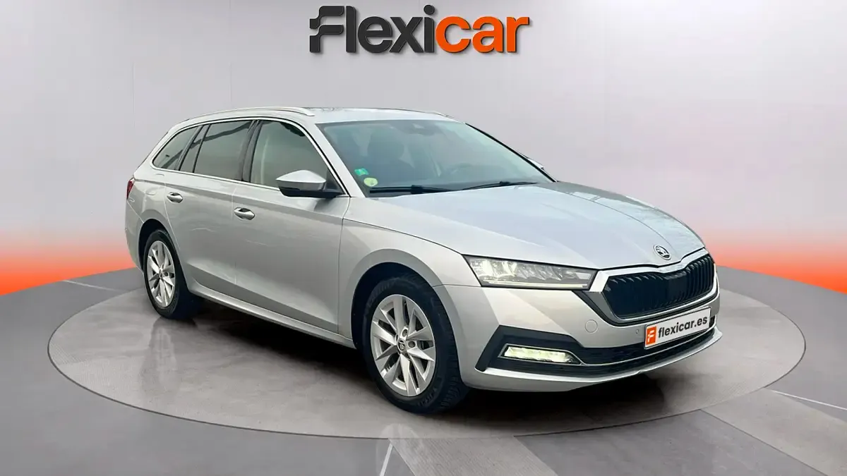 Usado Skoda Octavia Ambition 150 HP (110 kW) 2022 Citadino