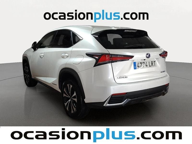 Usado Lexus NX300h Business Edition 197 CV (144 kW) 2021 Blanco SUV