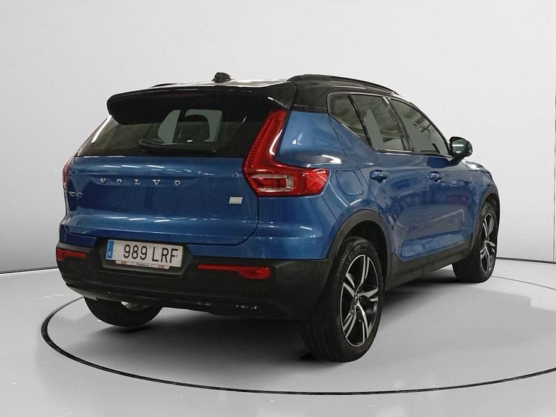 Usado Volvo XC40 R-Design 211 CV (155 kW) 2021 Azul SUV