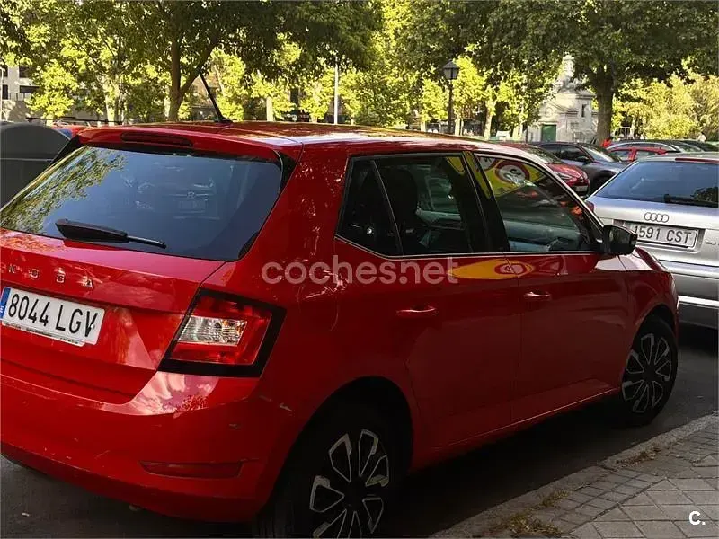 Używany Skoda Fabia 60 KM (44 kW) 2020 Czerwony Hatchback