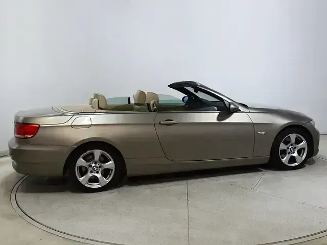 Usado BMW 325 218 CV (160 kW) 2008 Beige Descapotable