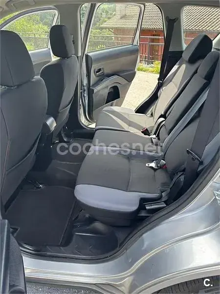 Usado Mitsubishi Outlander Intense 140 CV (102 kW) 2008 Gris / plata SUV