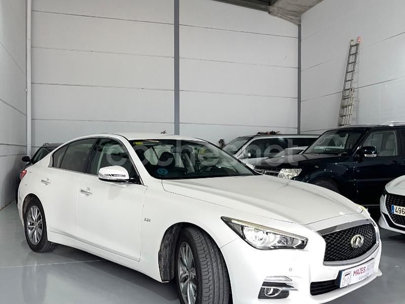 Usado Infiniti Q50 170 CV (125 kW) 2016 Blanco Berlina
