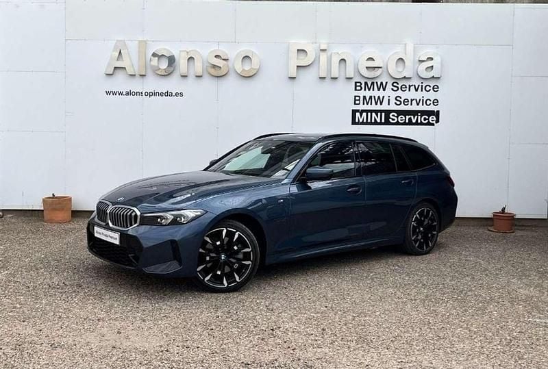 Azul Usado 2024 BMW 330e M Sport Familiar | 49.400 € (Caro) - Imagen 1/4