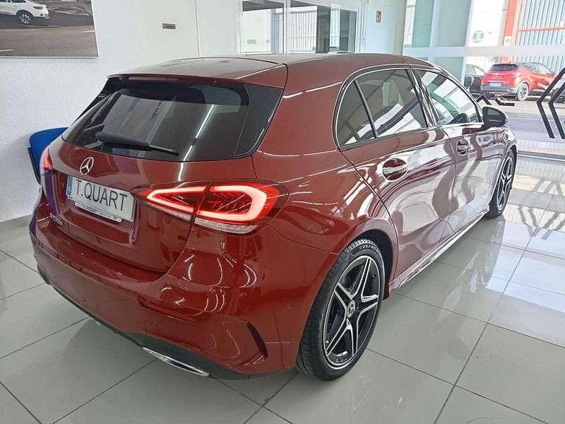 Usado Mercedes A200 Advanced 150 CV (110 kW) 2022 Rojo Utilitario