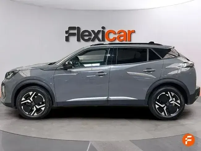 Usado Peugeot 2008 Allure 130 CV (95 kW) 2024 Gris SUV