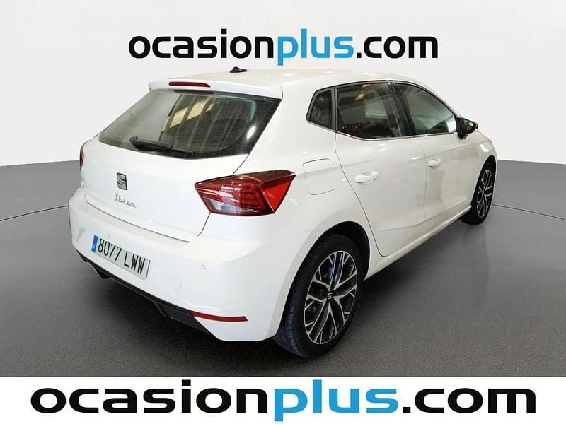 Usado Seat Ibiza XCELLENCE 110 CV (80 kW) 2022 Blanco Utilitario