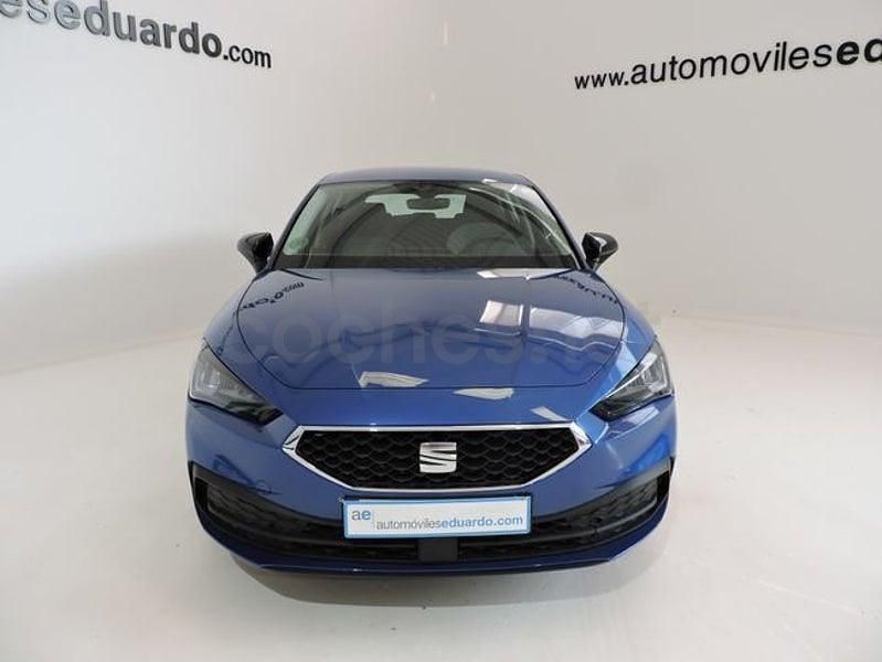 Begagnad Seat Leon Style 110 HK (80 kW) 2024 Blå Sedan