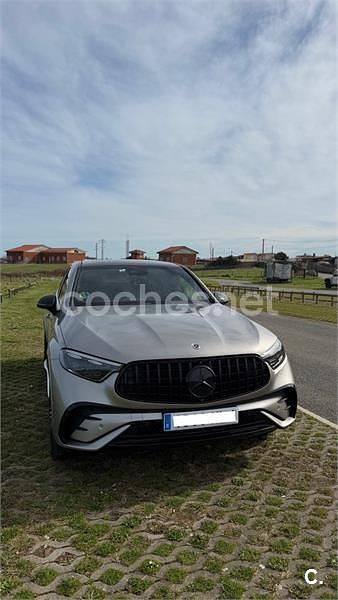 Usado Mercedes GLC220 197 CV (144 kW) 2023 Gris / plata Coupe
