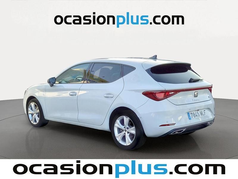 Usado Seat Leon FR 204 CV (150 kW) 2023 Blanco Utilitario