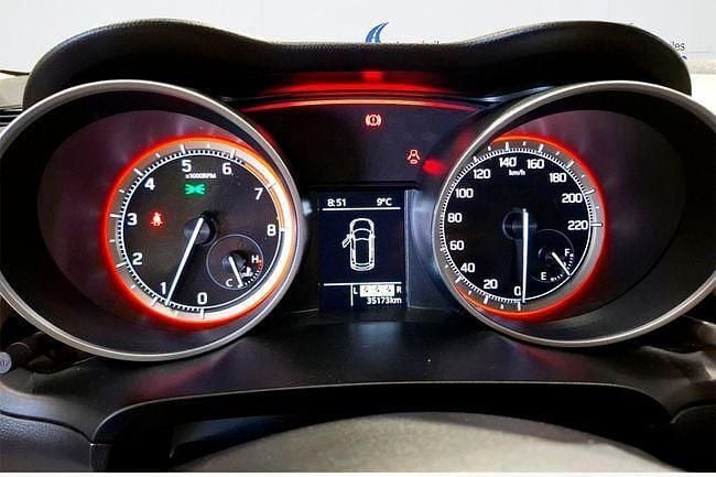 Usado Suzuki Swift 83 CV (61 kW) 2022 Blanco Utilitario