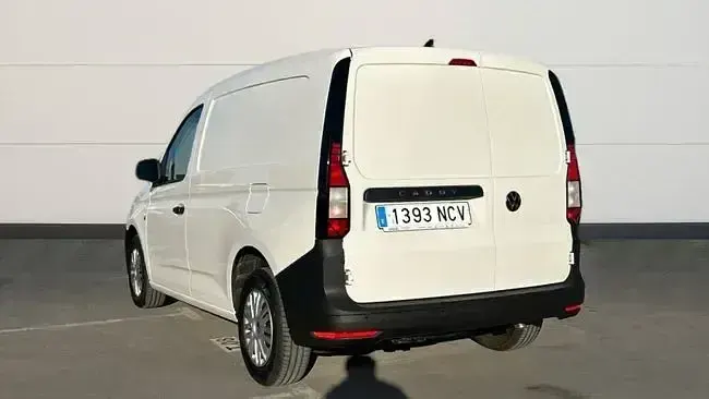 Usado VW Caddy 102 CV (75 kW) 2025 Blanco Monovolumen