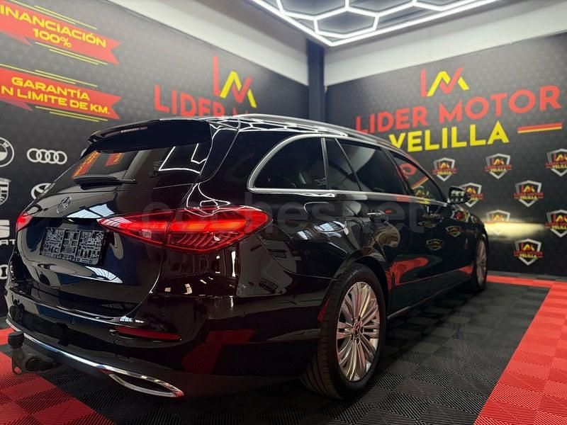 Usado Mercedes C200 204 CV (150 kW) 2023 Negro Familiar