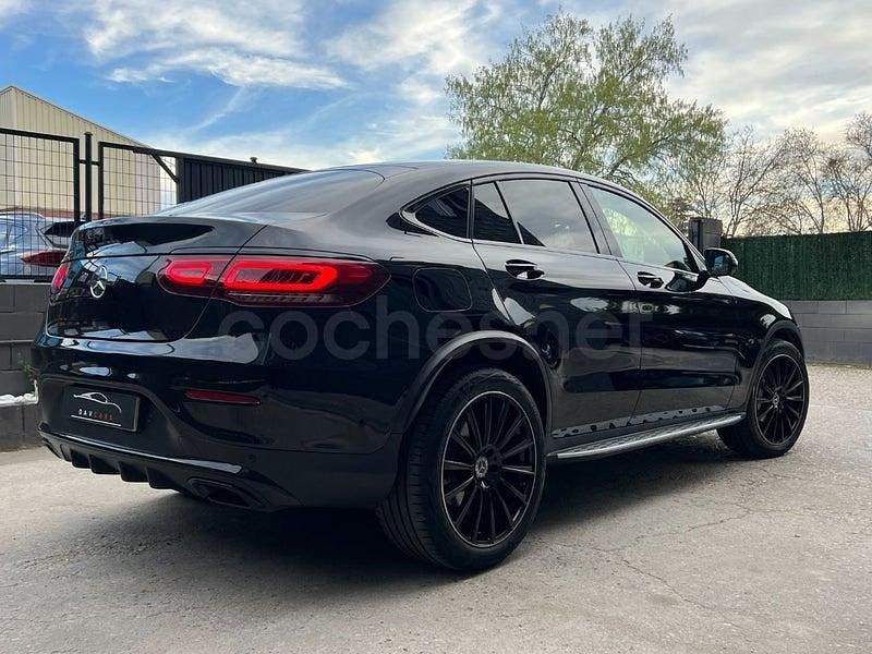 Usado Mercedes GLC220 194 CV (142 kW) 2020 Negro Coupe