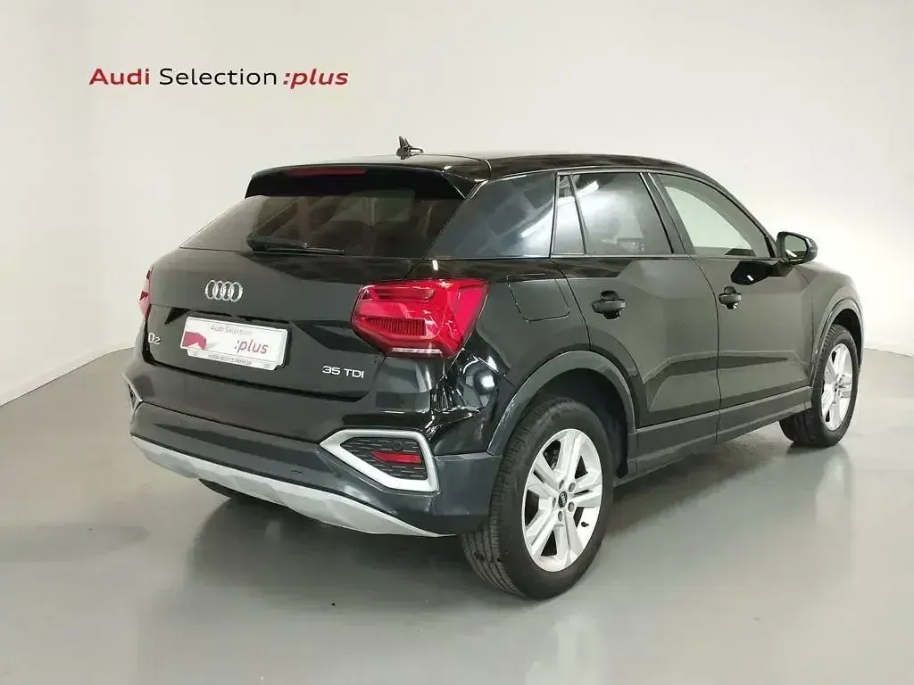 Usado Audi Q2 Advanced Plus 150 CV (110 kW) 2022 Negro SUV