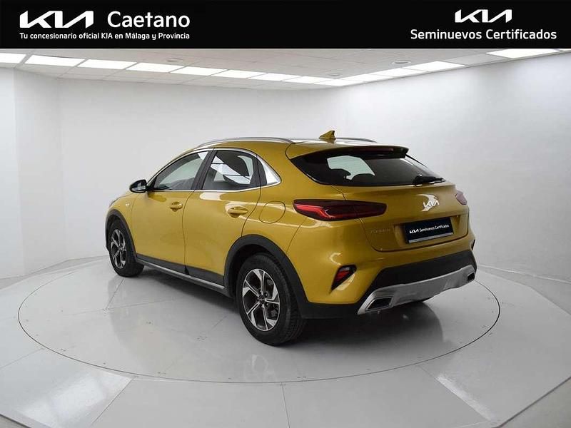 Usado Kia XCeed 120 CV (88 kW) 2022 Amarillo SUV
