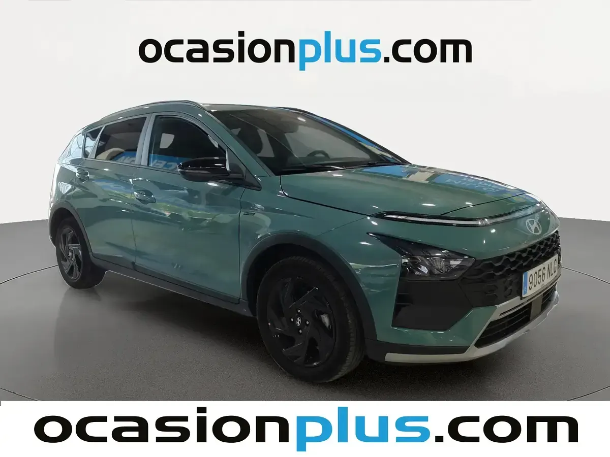 Usado Hyundai Bayon Blackline 90 CV (66 kW) 2026 Verde SUV