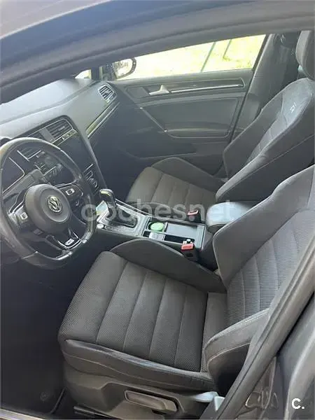 Usado VW Golf VII R 310 CV (228 kW) 2017 Gris / plata Familiar