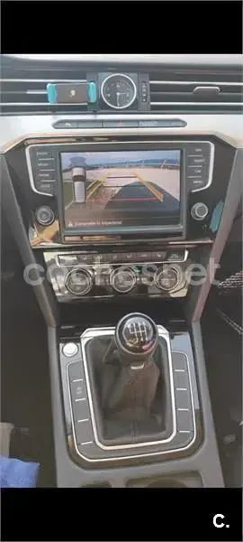Usado VW Passat Sport 150 CV (110 kW) 2015 Gris / plata Familiar