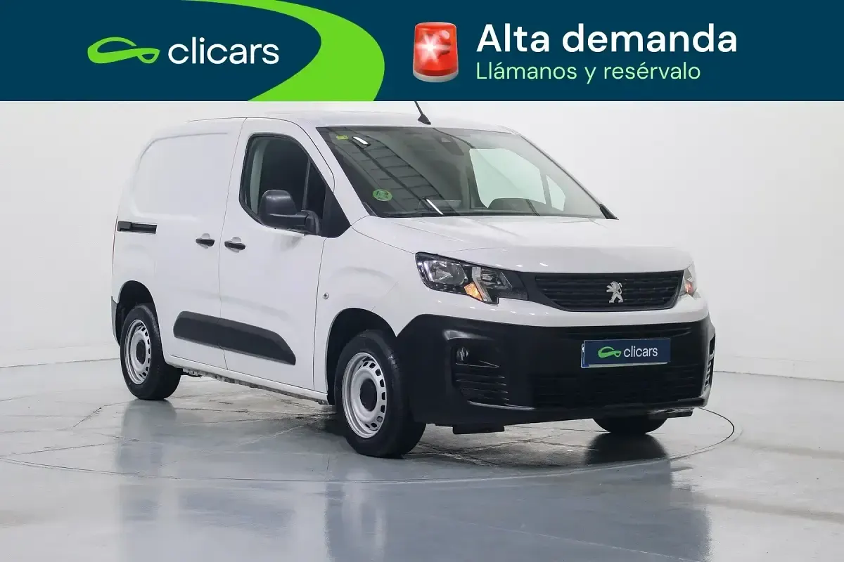 Usado Peugeot Partner Premium 100 CV (73 kW) 2022 Blanco Monovolumen