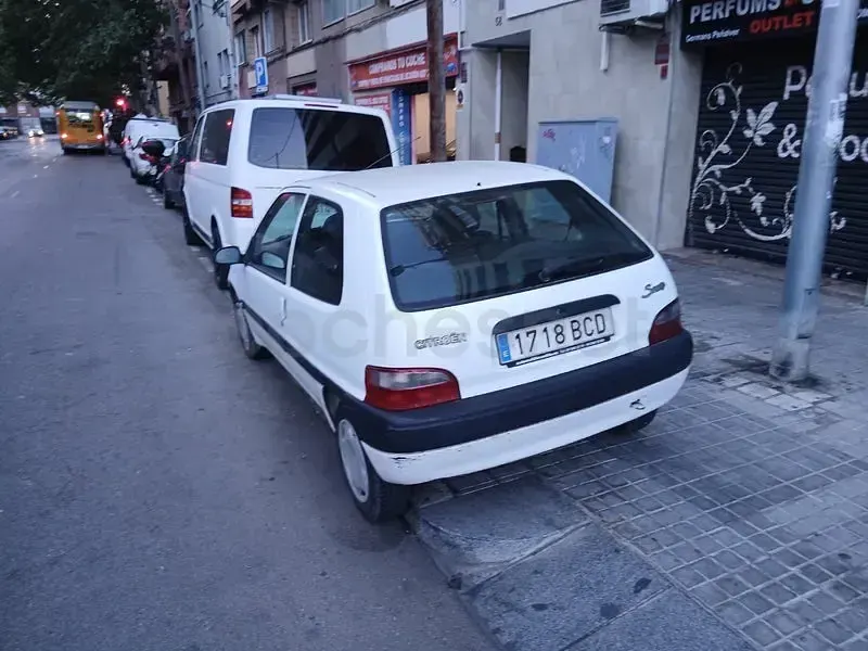 Usado Citroën Saxo 60 CV (44 kW) 2000 Blanco Utilitario