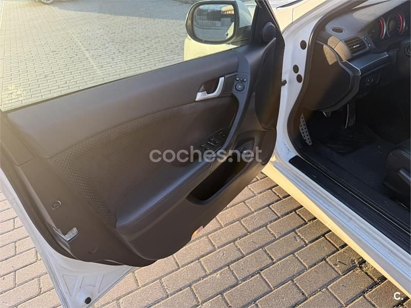 Usado Honda Accord Type S 180 CV (132 kW) 2011 Blanco Familiar