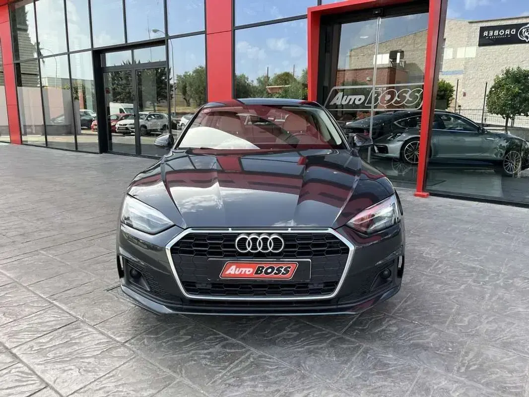 Usado Audi A5 S-Line 136 CV (100 kW) 2021 Gris Coupe
