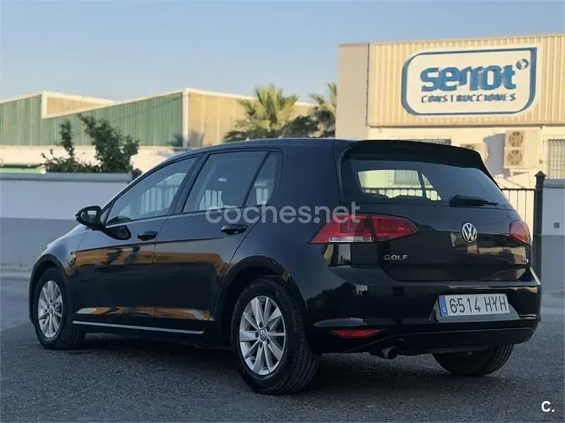 Usado VW Golf VII Business 110 CV (80 kW) 2015 Negro Berlina