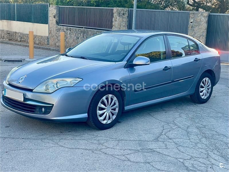 Gris / plata Usado 2008 Renault Laguna III Expression Berlina | 3500 € (Buen precio) - Imagen 1/3