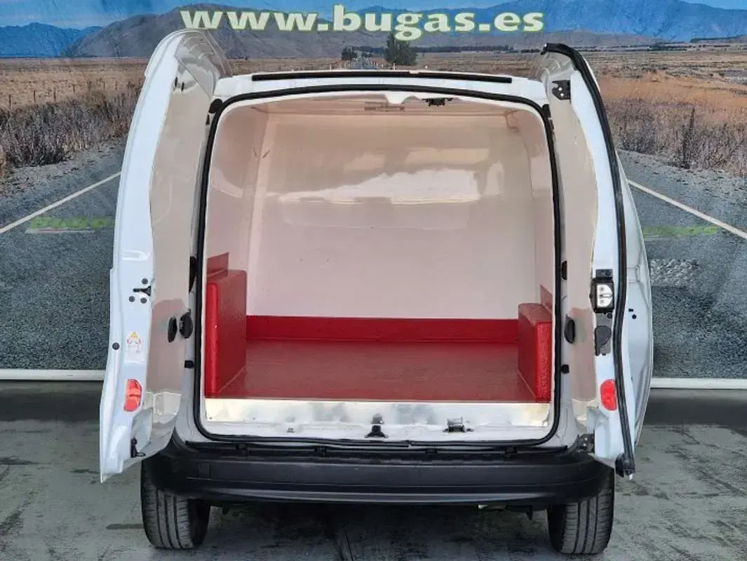 Usado Nissan NV250 116 CV (85 kW) 2021 Van