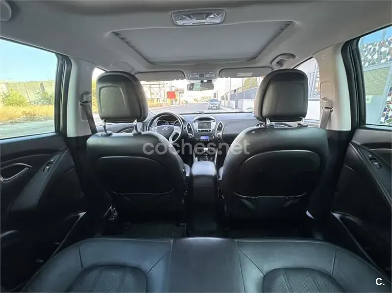Usado Hyundai ix35 136 CV (100 kW) 2013 Negro SUV