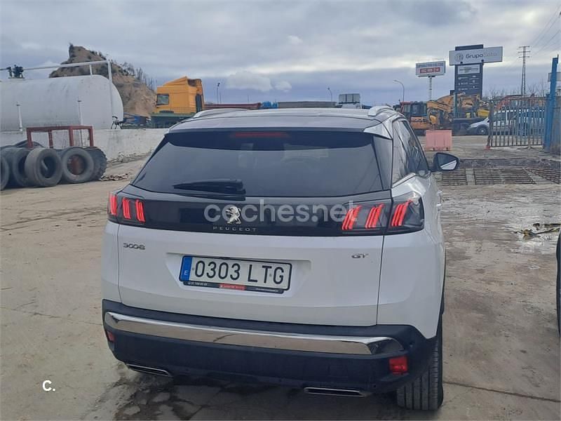 Usado Peugeot 3008 GT-line 130 CV (95 kW) 2021 Blanco SUV