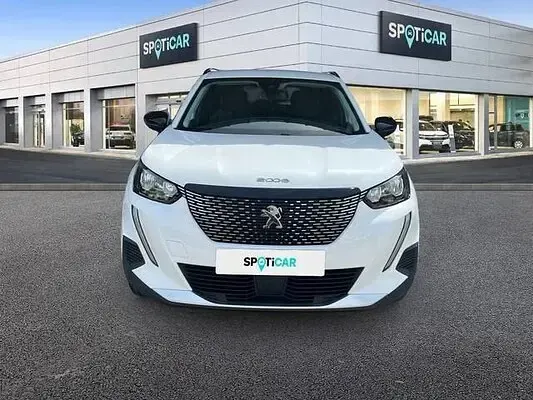 Usado Peugeot 2008 Allure 100 CV (73 kW) 2022 SUV