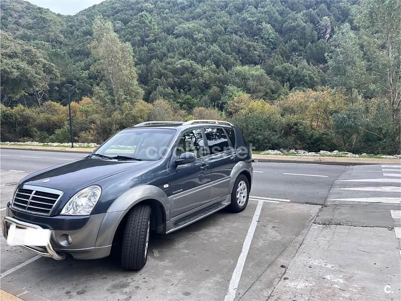 Gris / plata Usado 2006 Ssangyong (KGM) Rexton SUV | 6500 € - Imagen 1/3