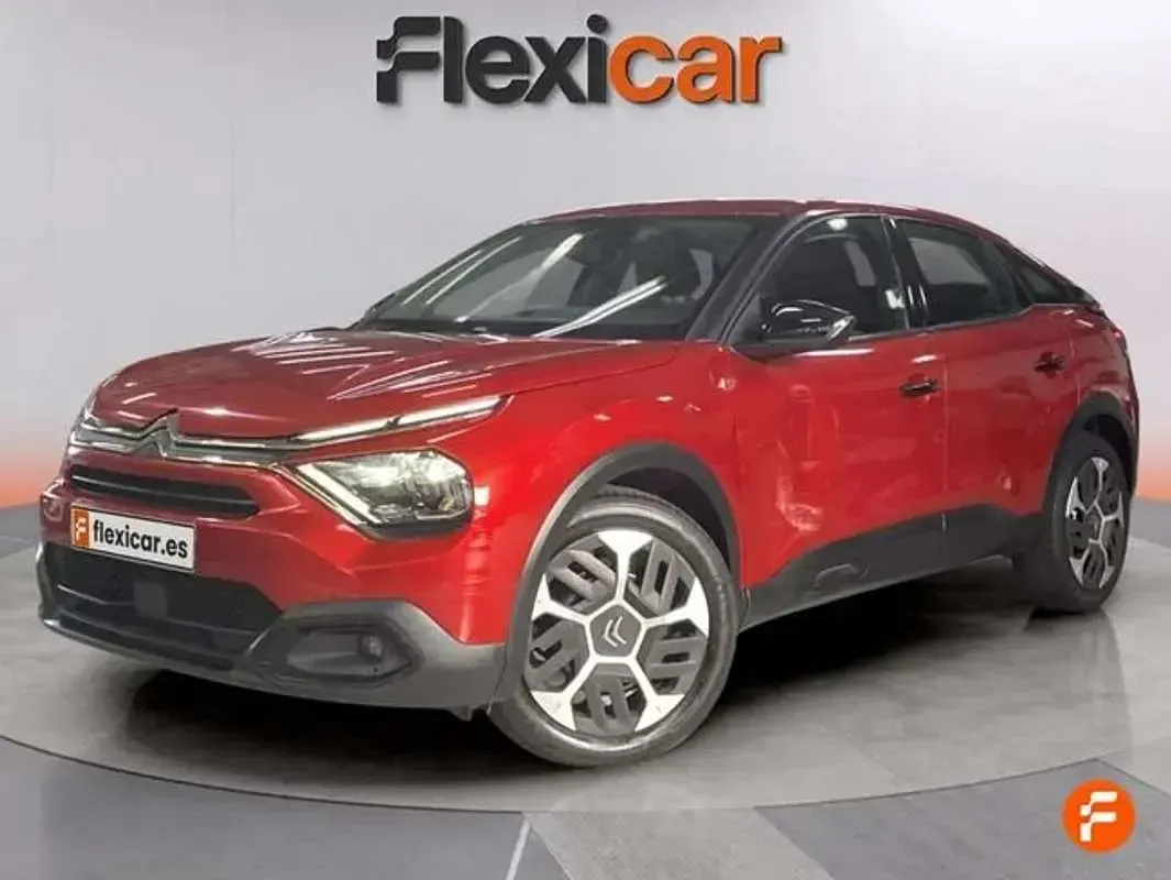 Käytetty Citroën C4 Feel 101 HP (74 kW) 2022 Punainen Viistoperä